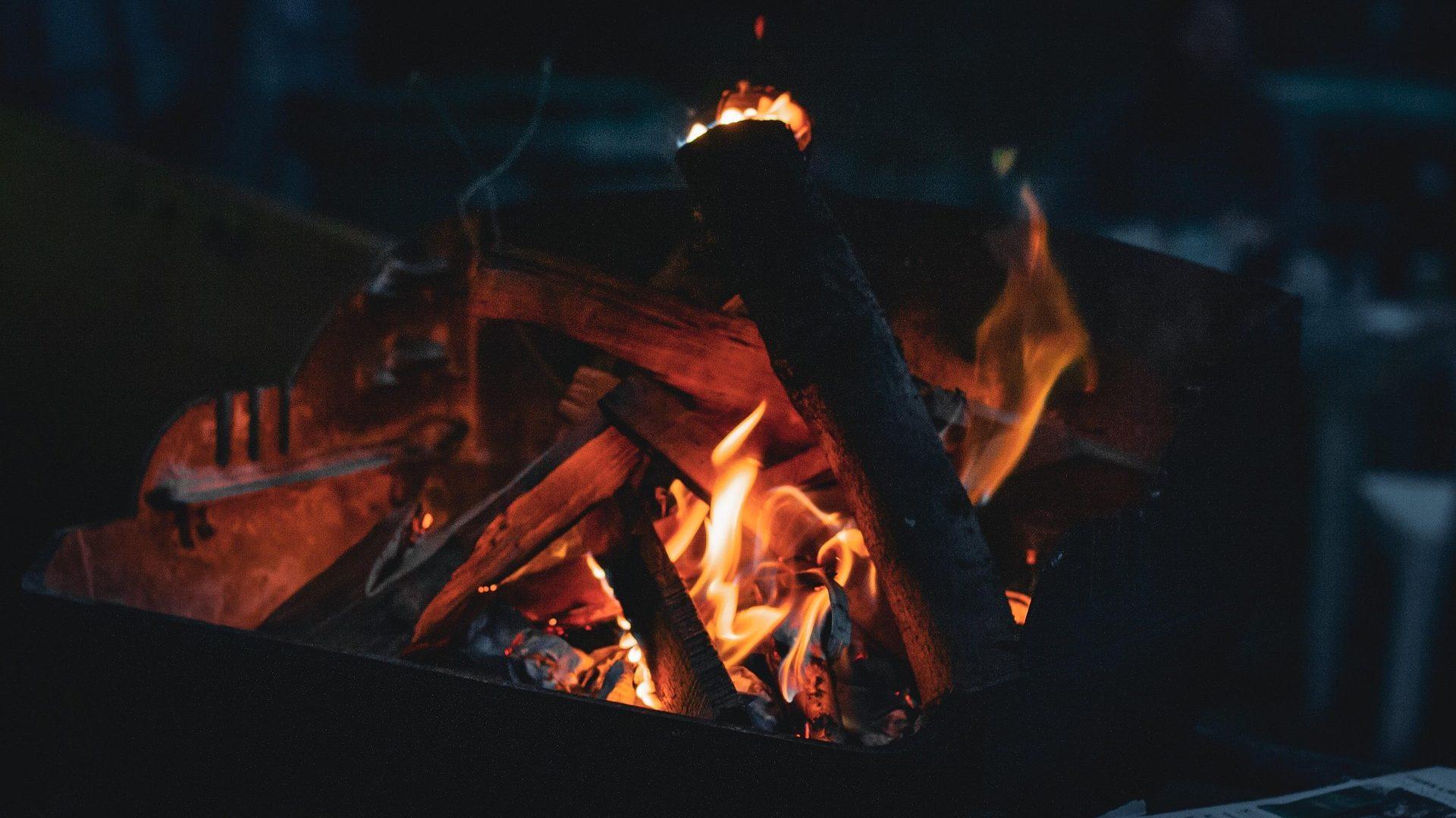 Teepee Fire Lay: A Simple Fire Lay for Scouts