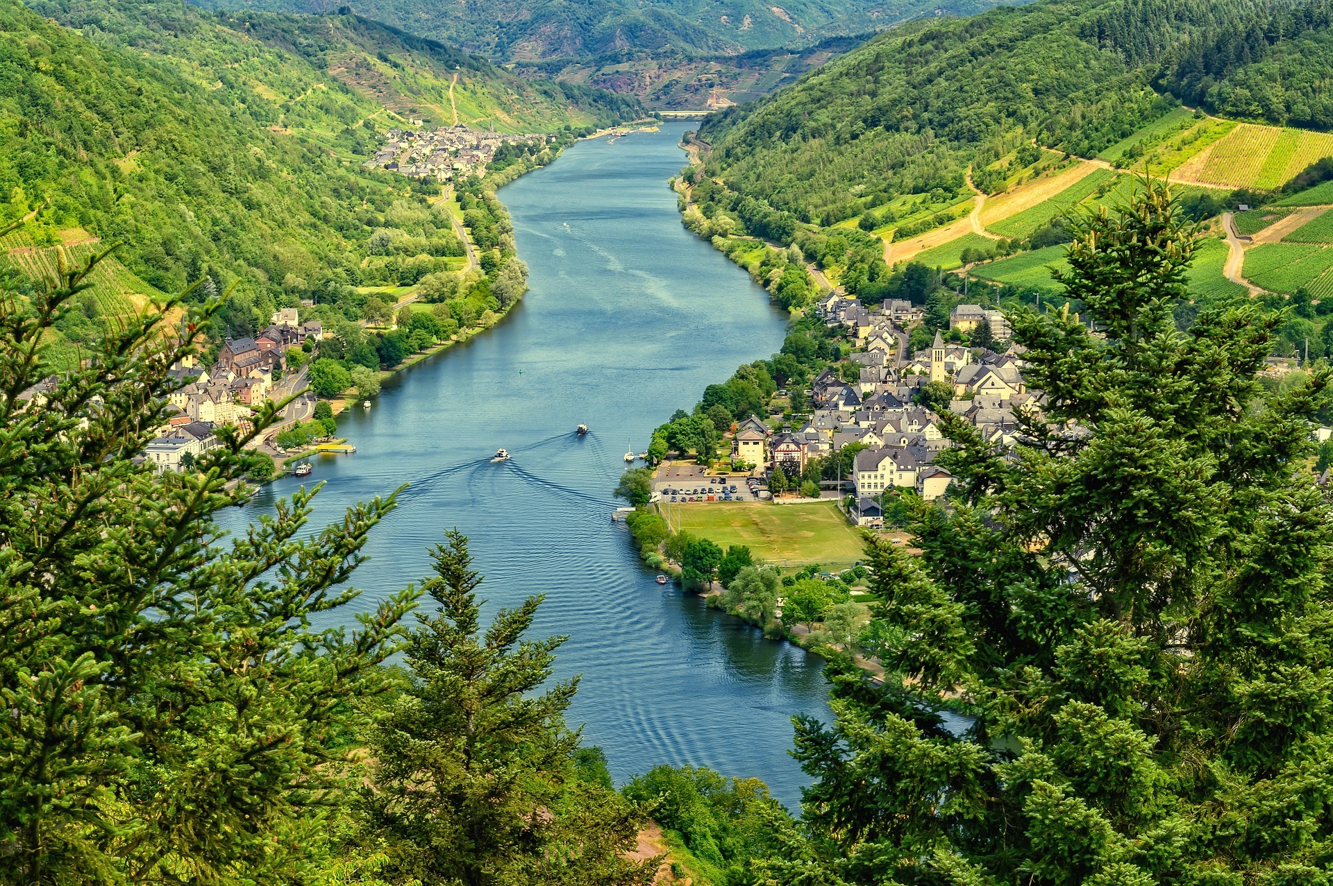 Environmental Responsibility UK: Caring for the Outdoors